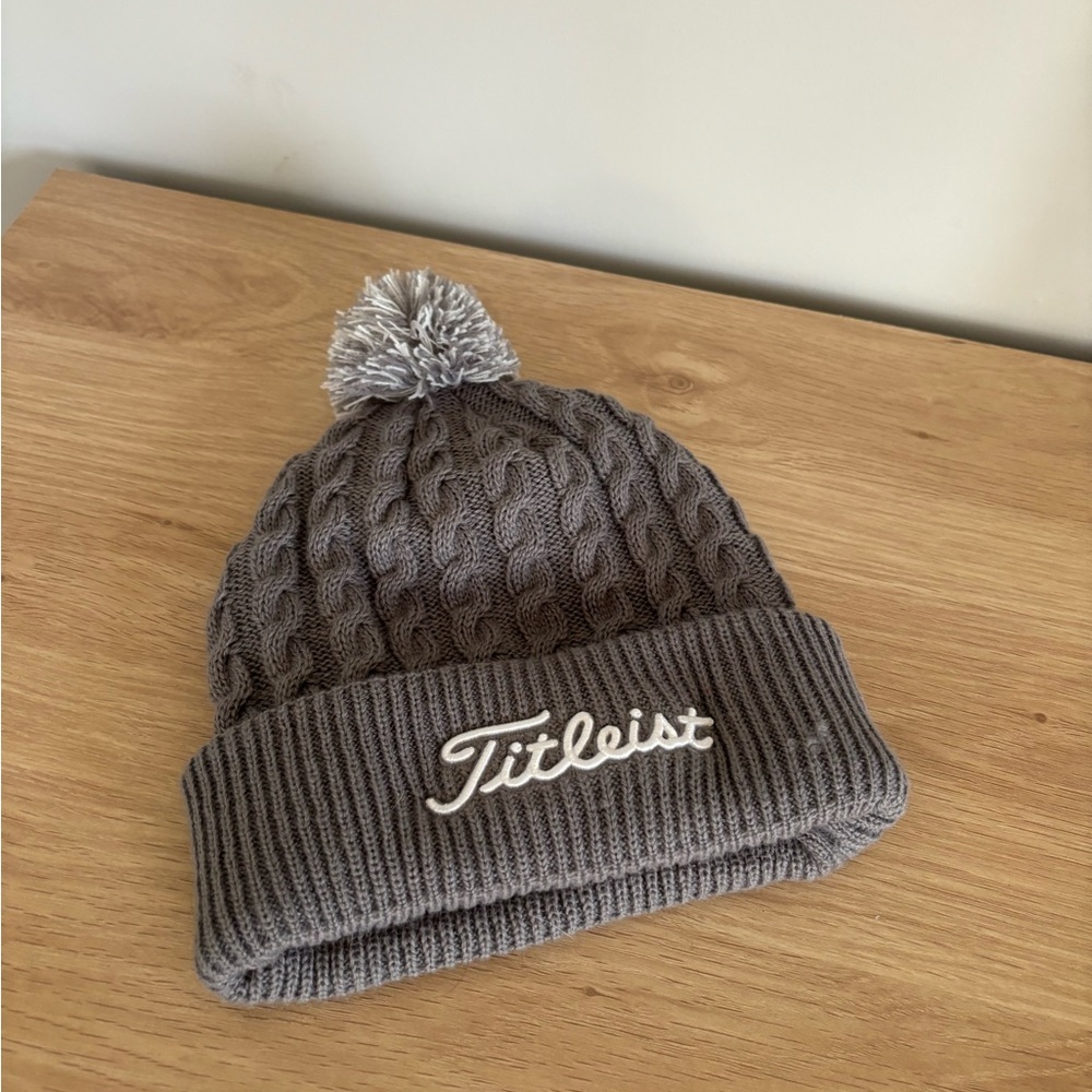 Titleist golf beanie